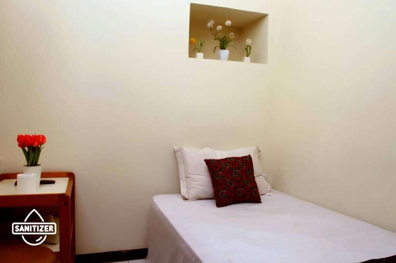Bantal Guling Trans Hotel Bandung Luaran gambar