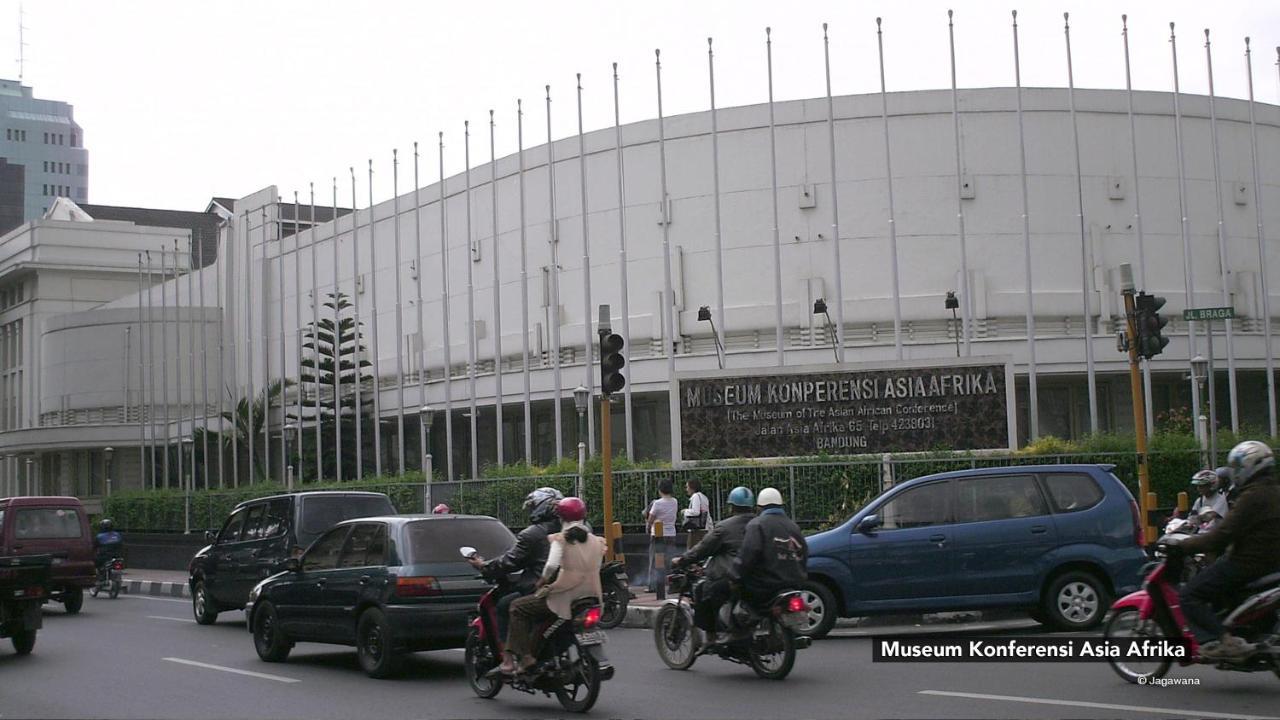 Bantal Guling Trans Hotel Bandung Luaran gambar